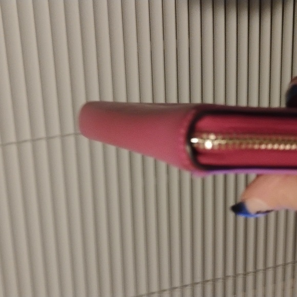Coach pink saffiano leather full size zip wallet - Picture 6 of 7
